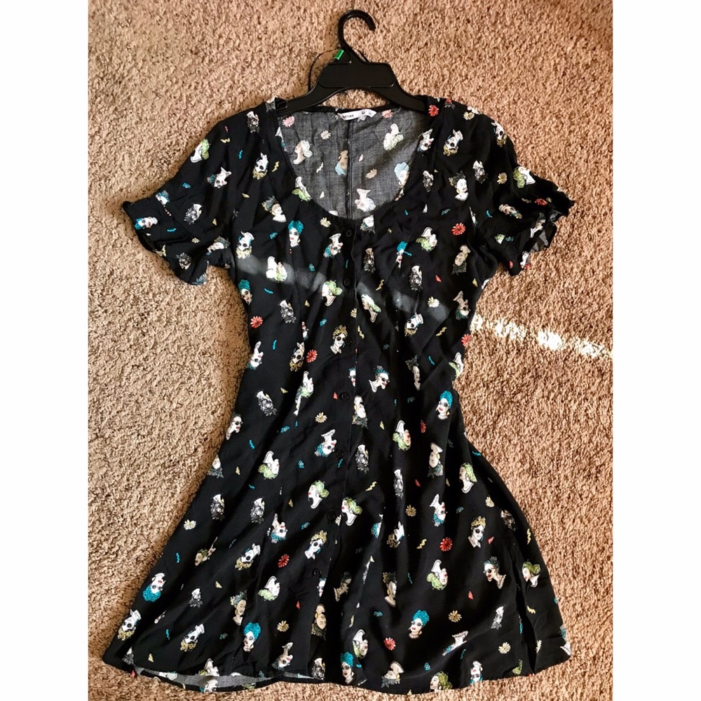 Black dress/vestido negro